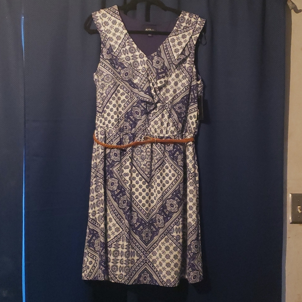 Cute sleeveless dress